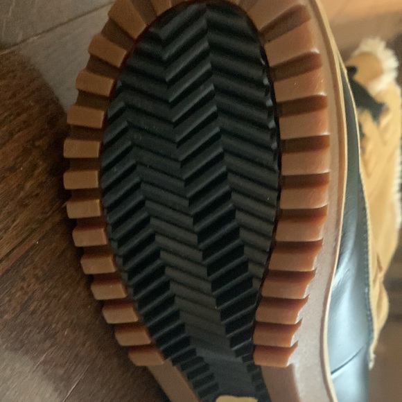 Sorel Tivoli winter boots tall - Picture 7 of 9